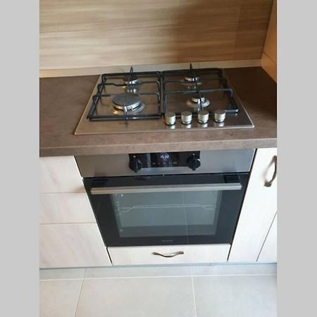 Confort Studio With A Marvelous Kitchen Bucareste Exterior foto